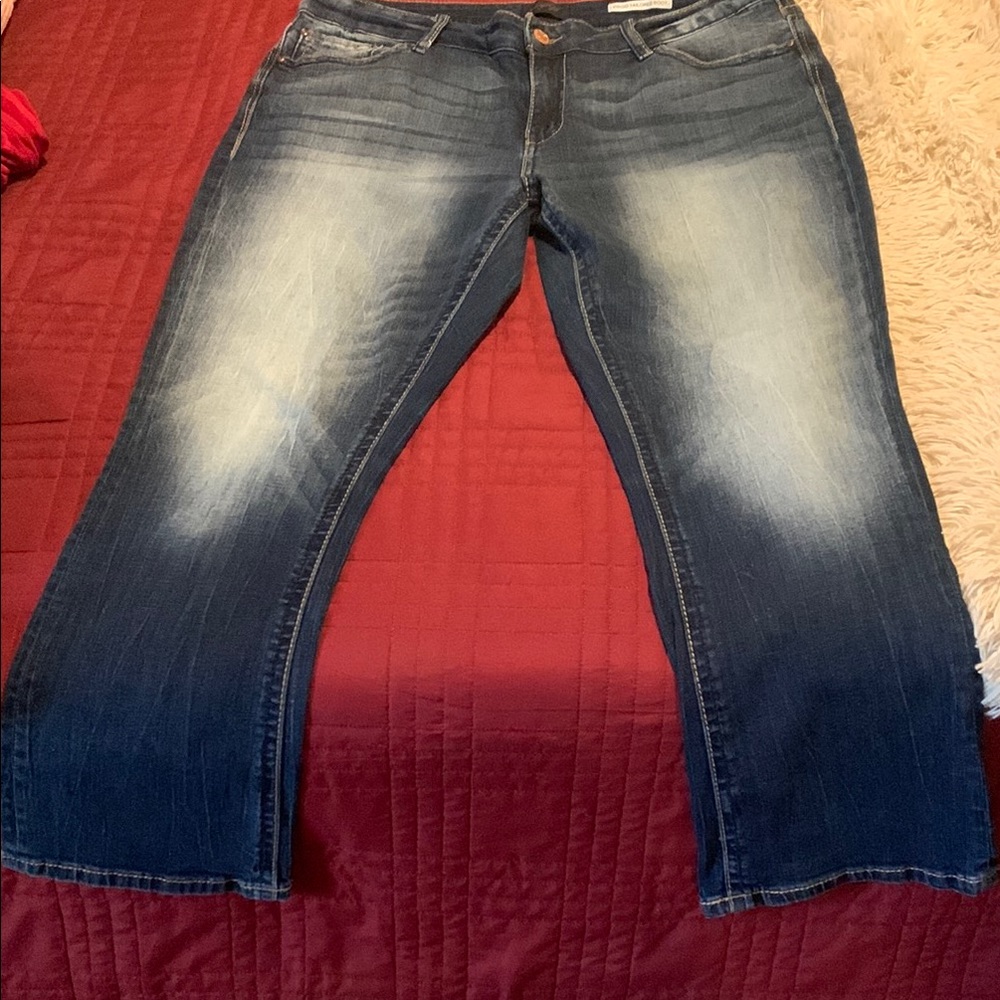 Daytrip Virgo Tailored Bootcut Denim Jeans Size 34 Short  EXCELLENT CONDITION